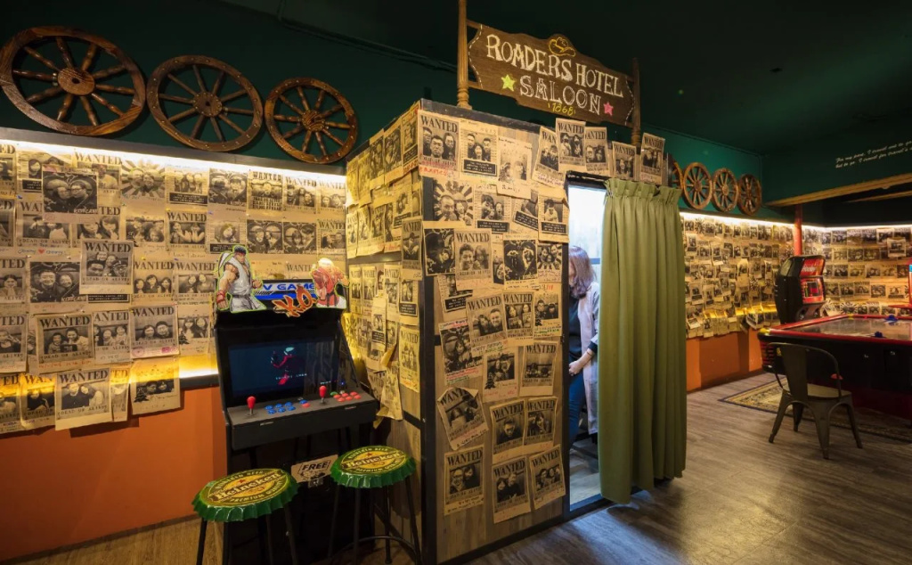 Roaders Hotel Zhonghua - Général