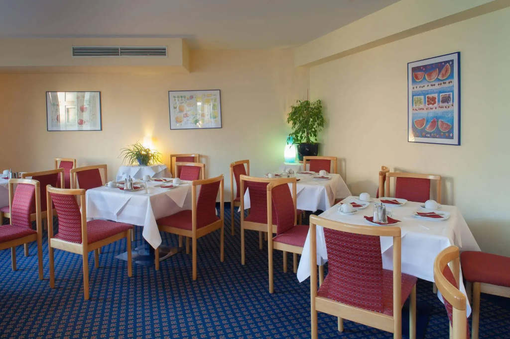 Hotel In Herrenhausen - Général