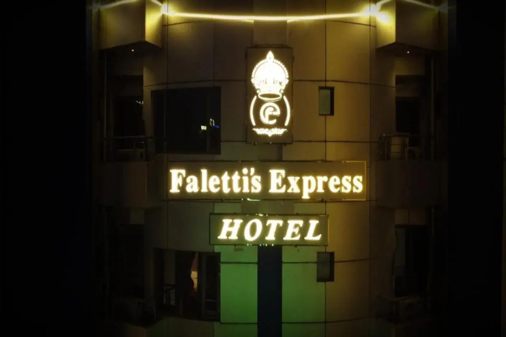 Falettis Express Islamabad