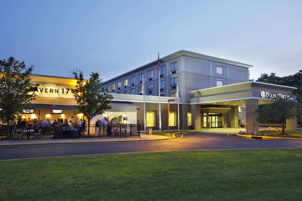 DoubleTree by Hilton Mahwah