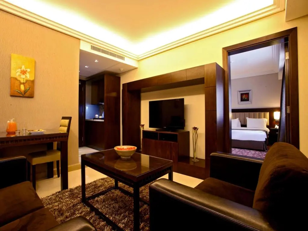 Executive Suite with city view
