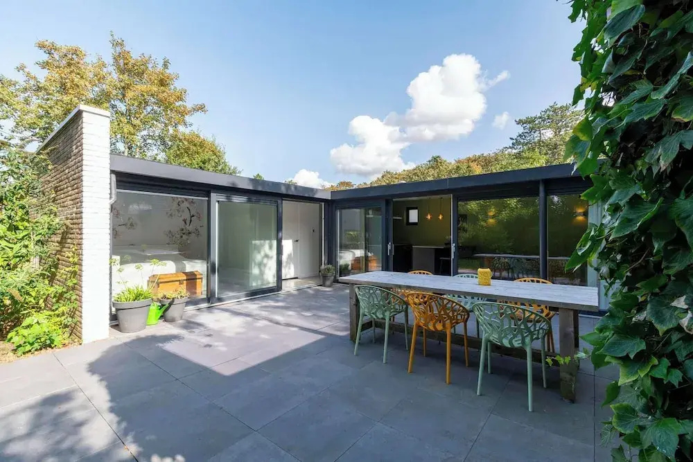 Lovely Bunglow With Patio
