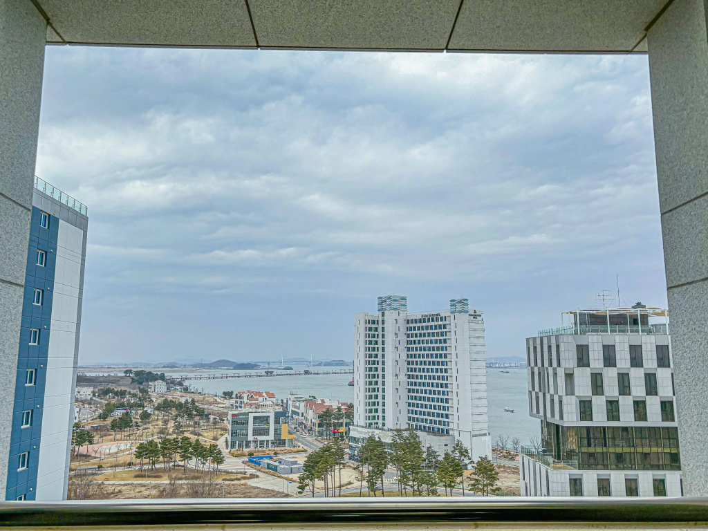 Royal Emporium Incheon Airport Hotel - фото 49