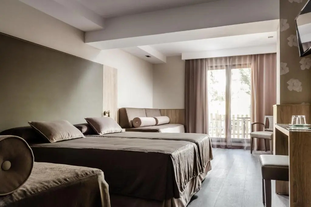 Quadruple room