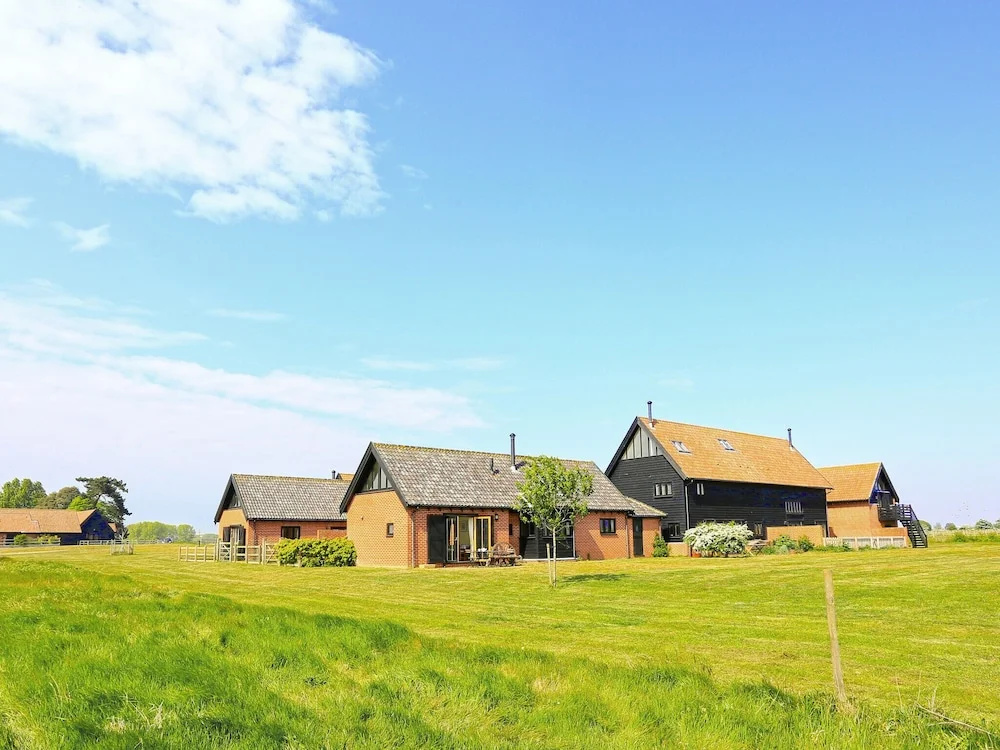 Stylish Holiday Home in Woodbridge With Garden