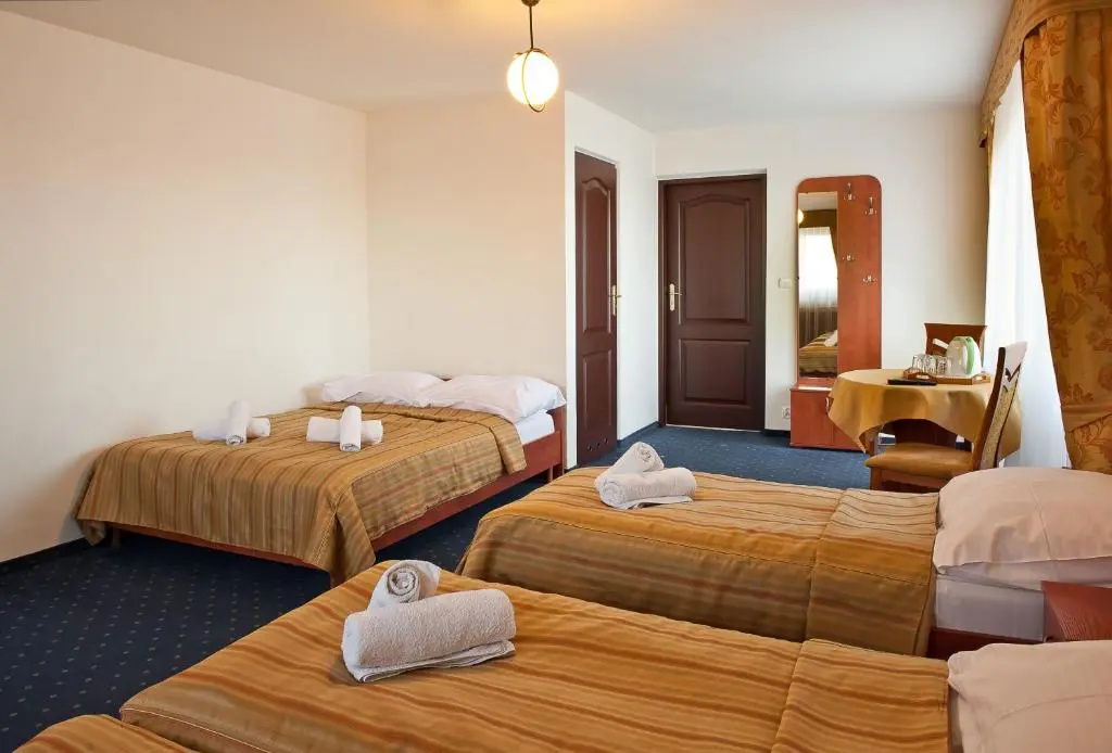 Standard Quintuple room