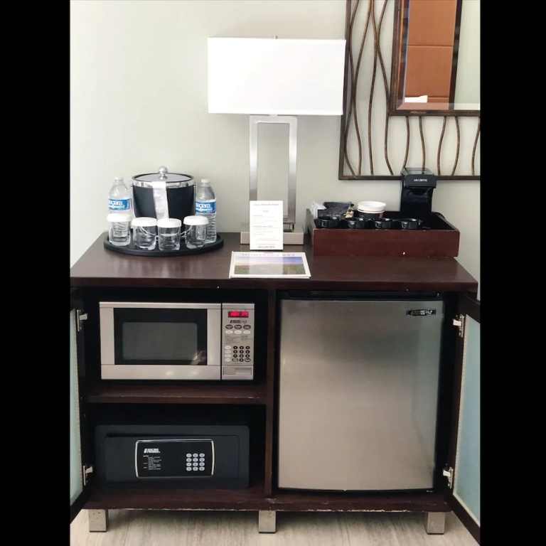 Mariposa Inn & Suites - Chambres