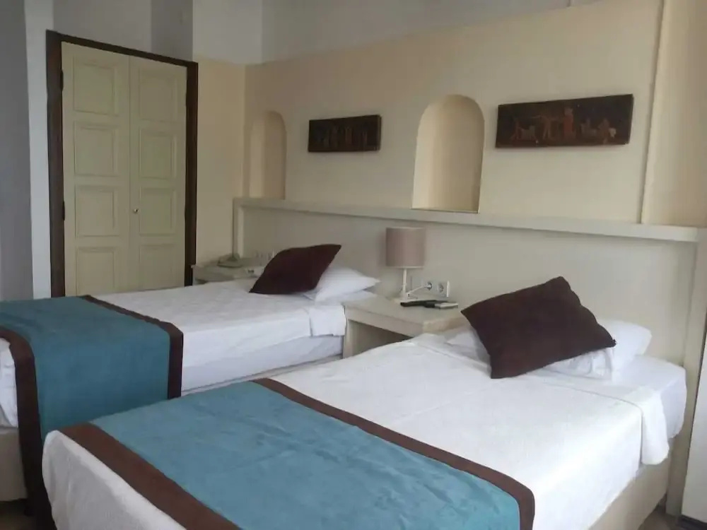 Economy Triple room