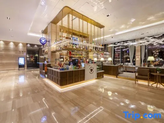 Food & Beverage