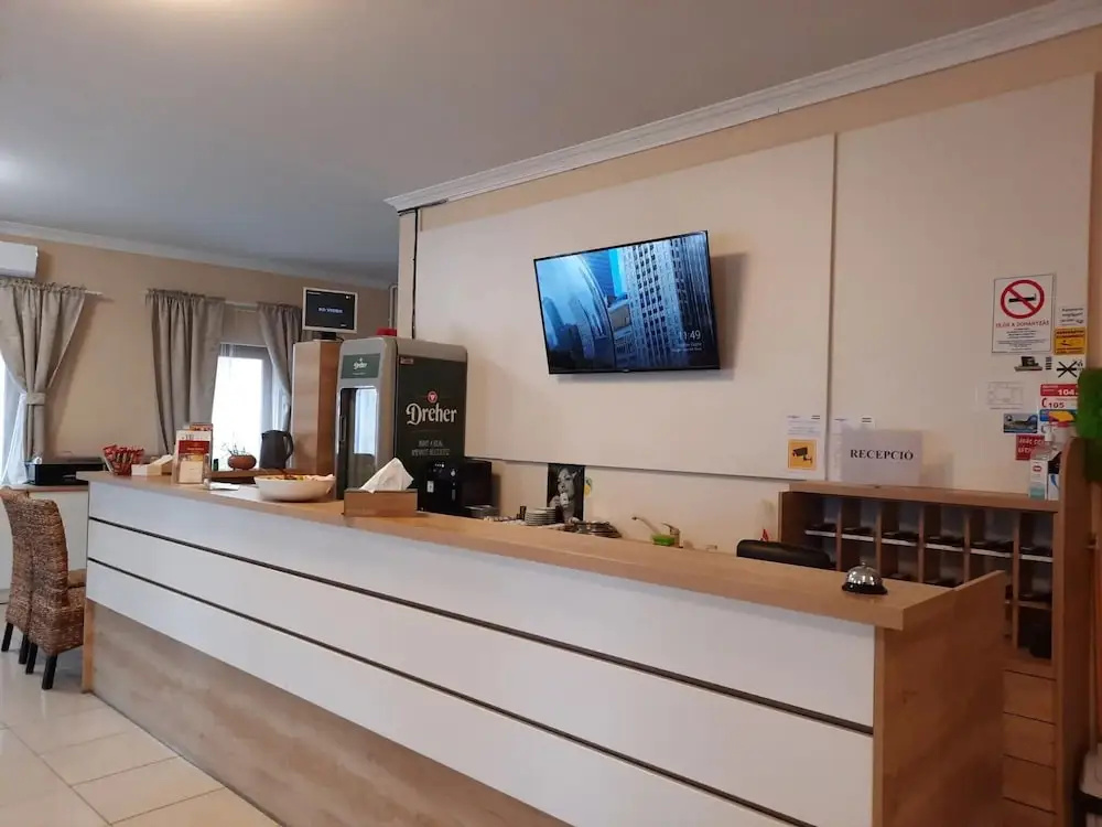 Végvári Hotel Eger - Général