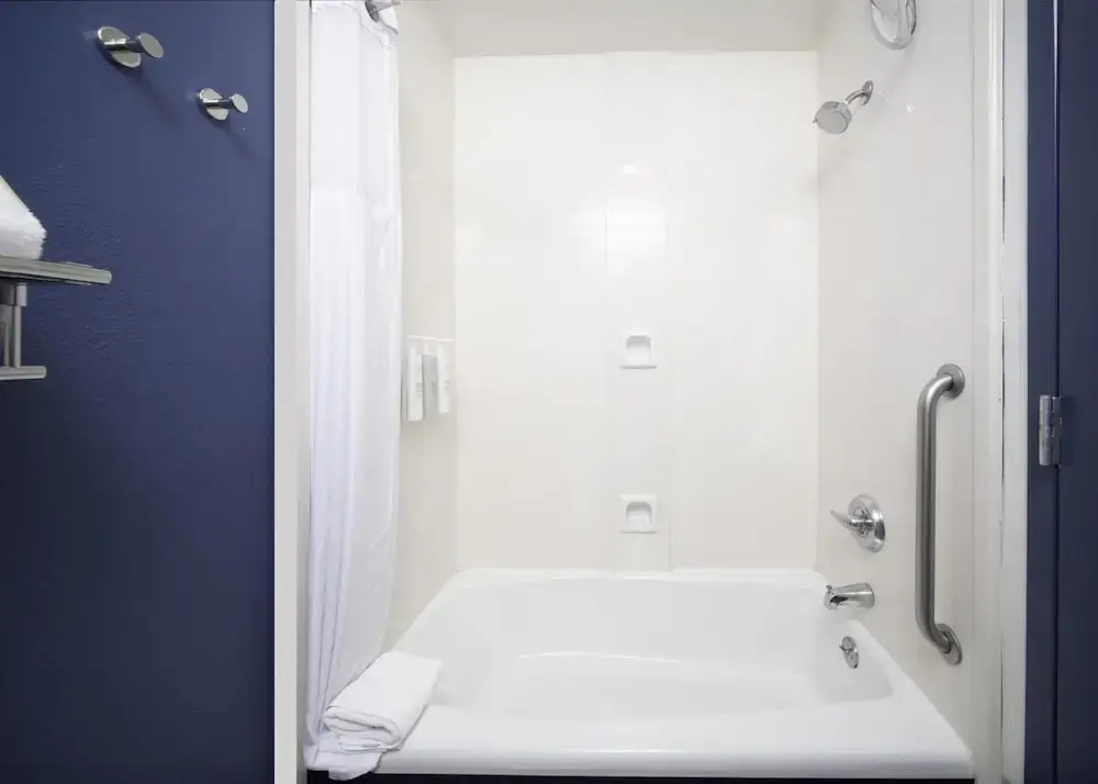 2 Bedrooms Suite
