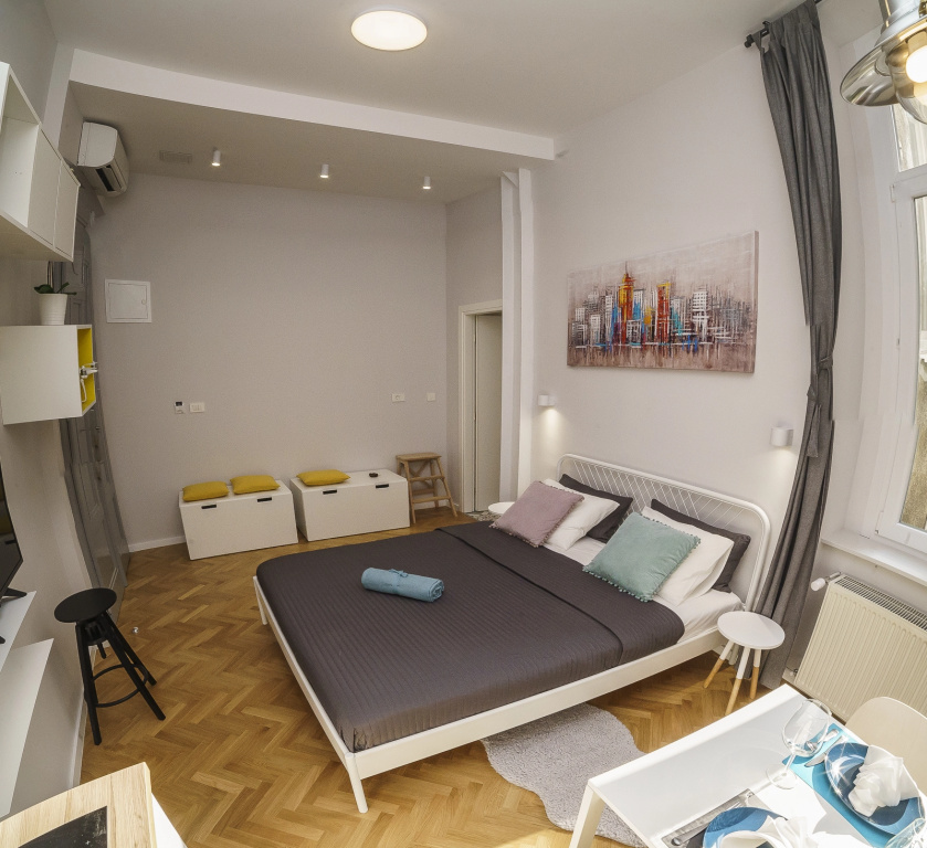 Standard Double room (full double bed)