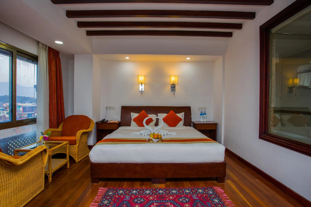 Deluxe Double room with balcony (full double bed)