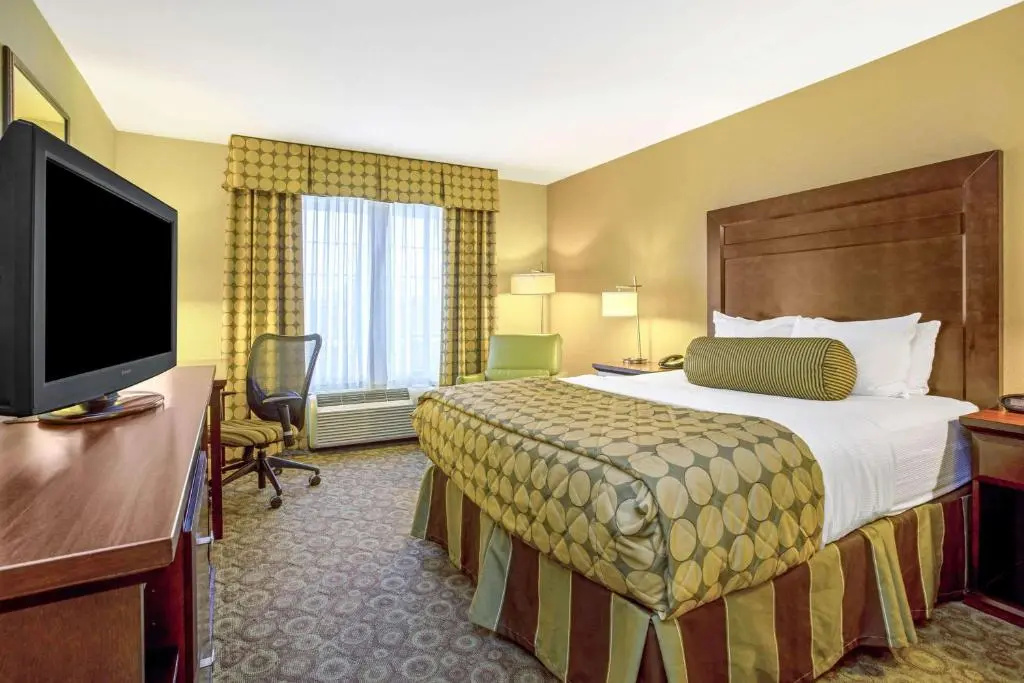 La Quinta Inn & Suites by Wyndham Dickinson - Chambres