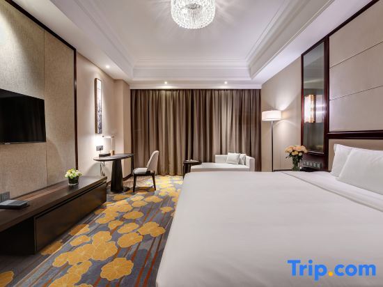 Двухместный номер Executive с видом на реку двуспальная кровать в Phoenix Hotel
