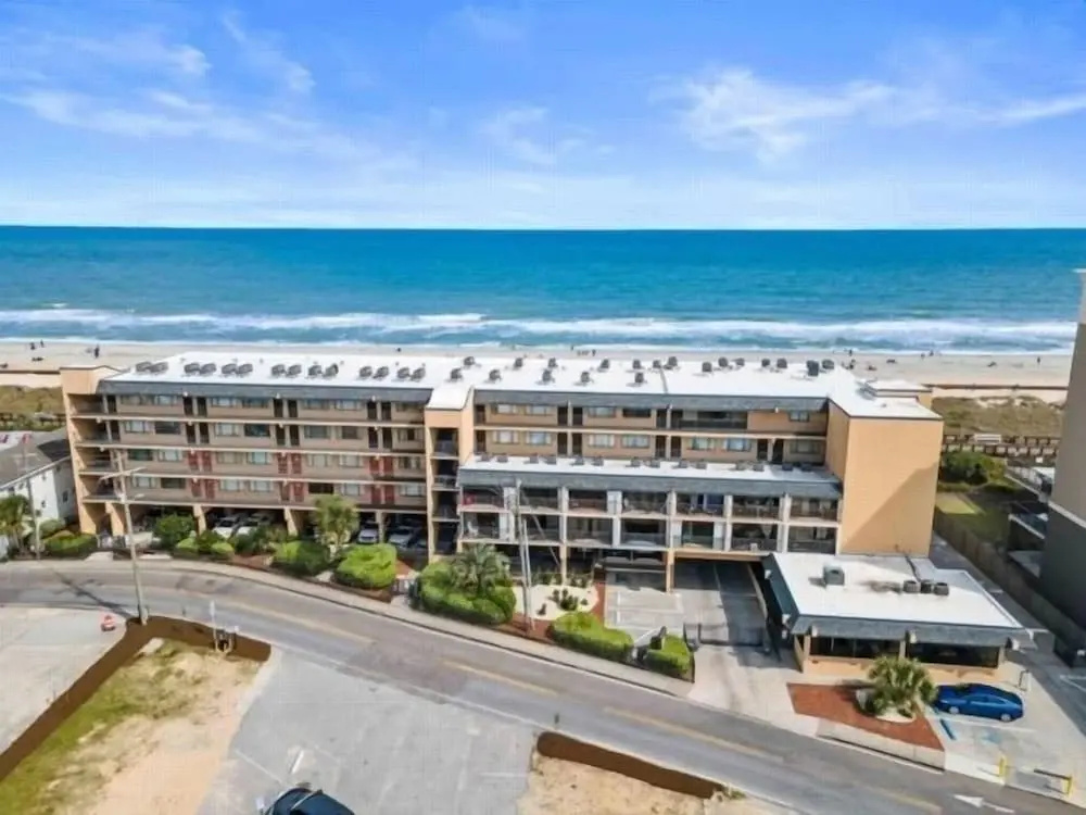 Sea Fever - Newly Renovated Oceanfront Second Floor Condo! Sunrises And Sweeping Views! 2 Bedroom Condo by Redawning