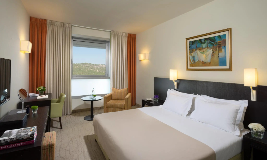 Superior room with balcony