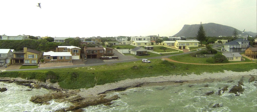 White Shark Backpackers