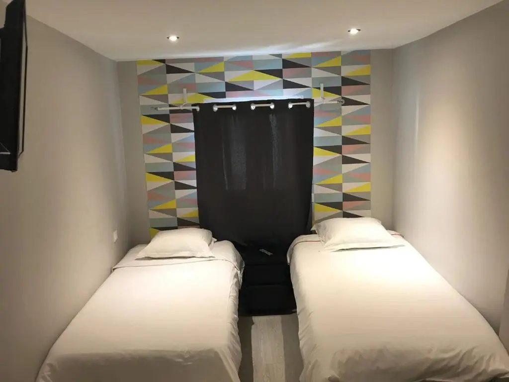 Standard Double room (twin beds)