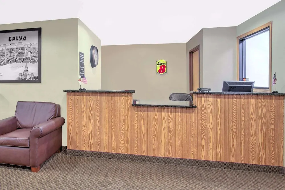 Lobby & Reception