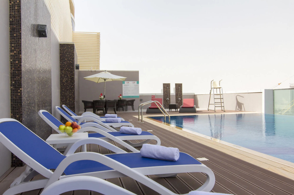 Отель Treppan Hotel & Suites by Fakhruddin — фото