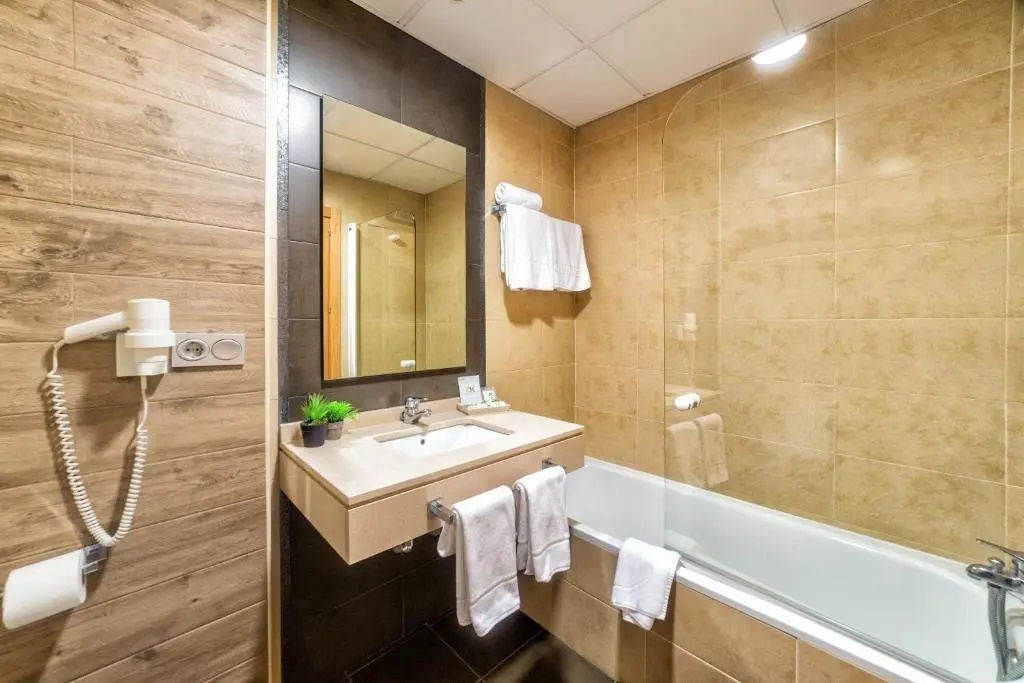 Comfort room
