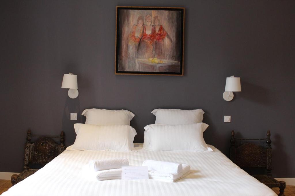 Standard Double room with garden view (full double bed)