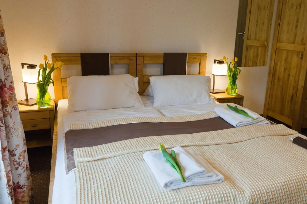 Economy room