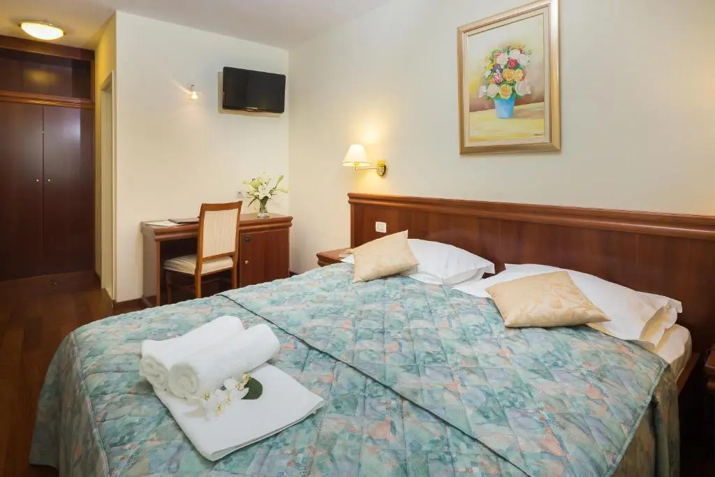 Hotel Bacchus - Chambres