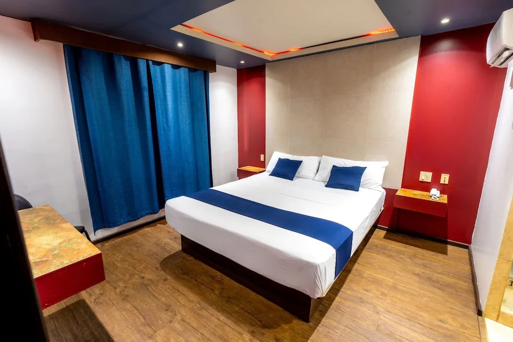 Superior Double room (full double bed)