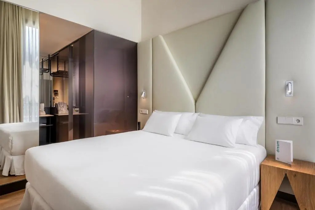 Superior Double room (full double bed)