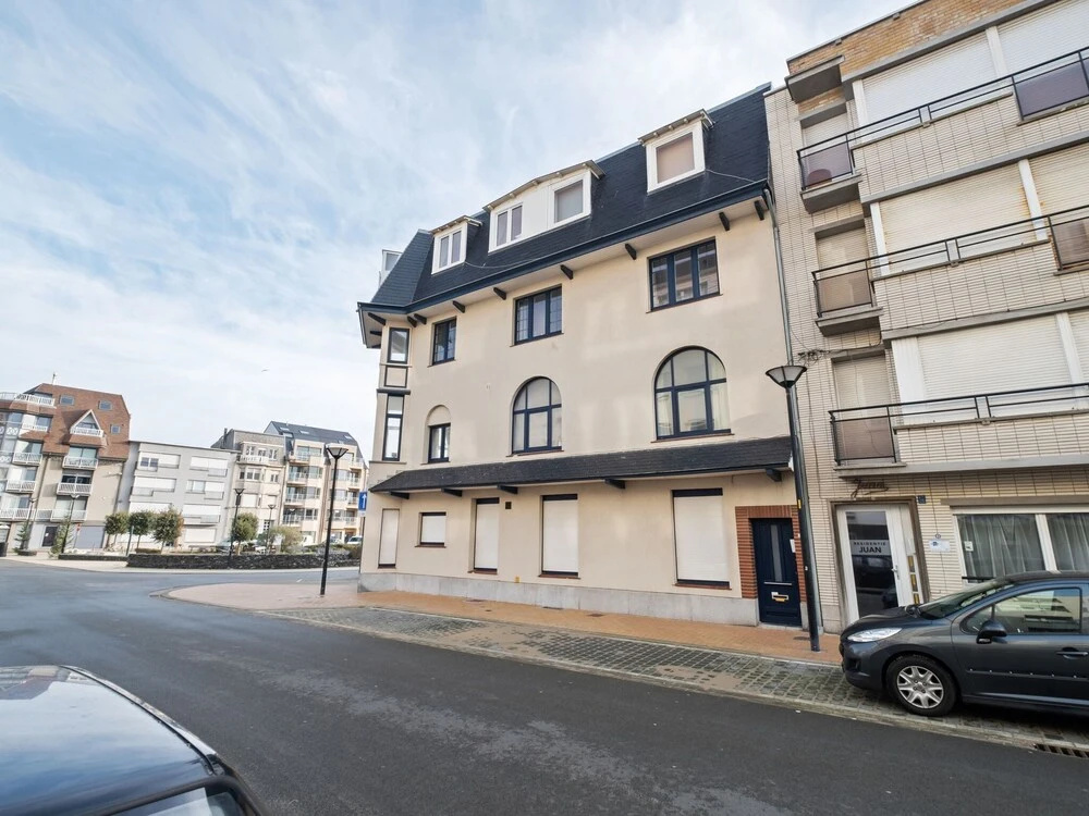 Modern Apartment in Westende/Middelkerke with Beach Nearby