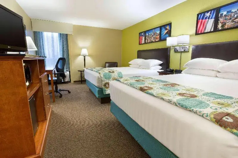 Heritage Inn & Suites The Woodlands, Trademark by Wyndham - Chambres