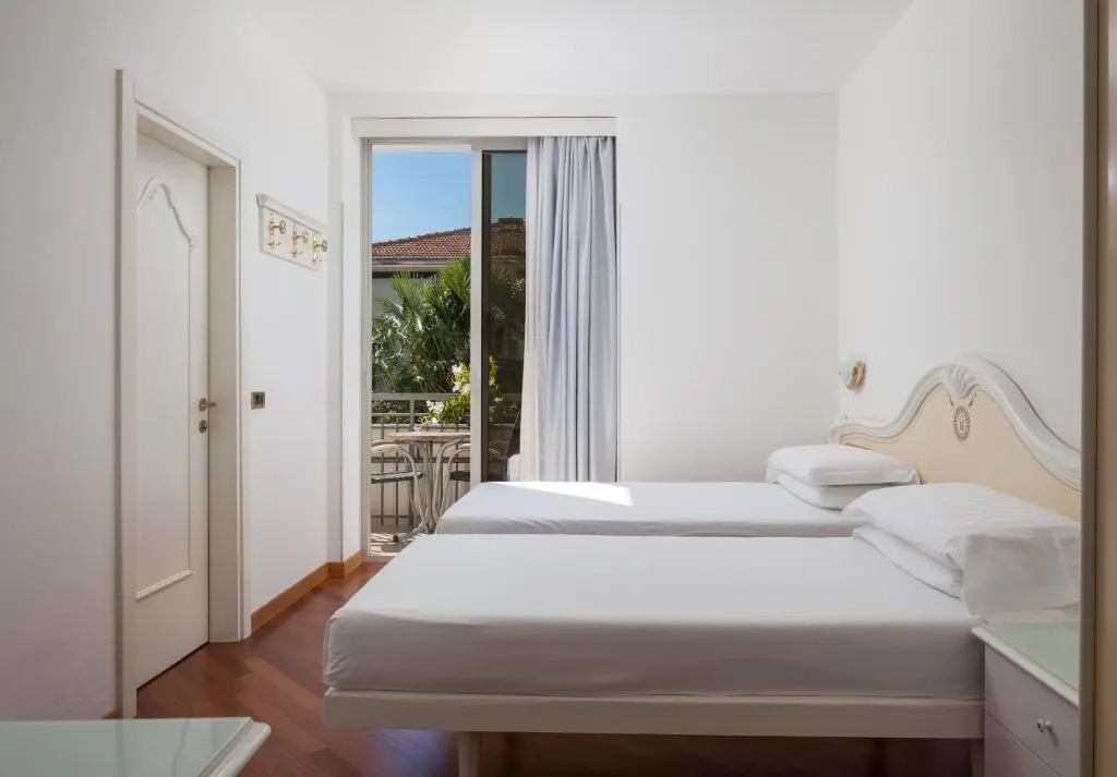 Comfort Double room with balcony (full double bed)
