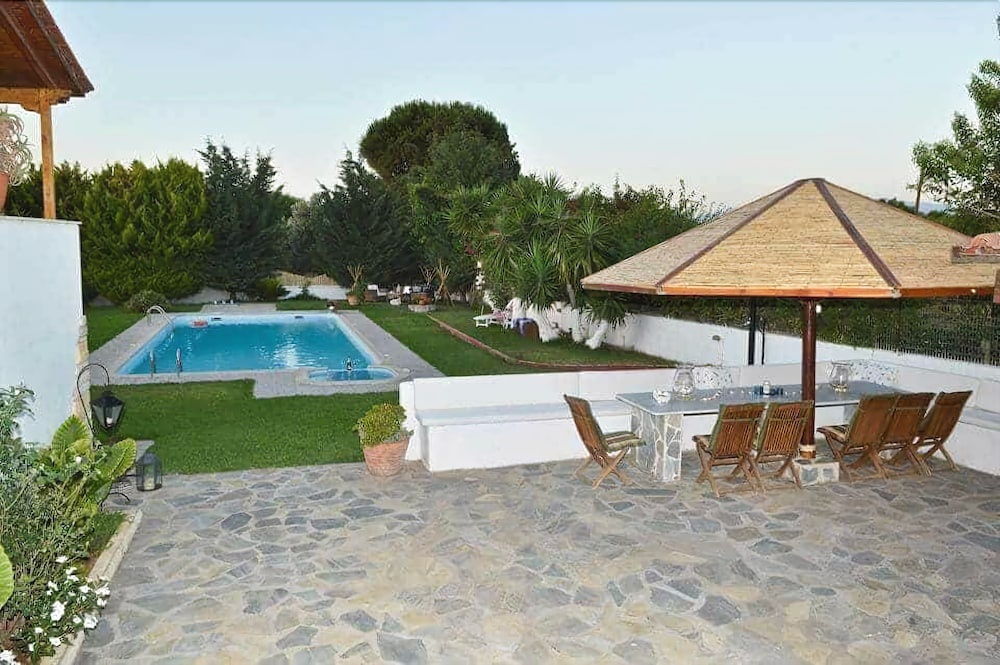 Villa Dimeon 4 * Villa Dimeon 4 *