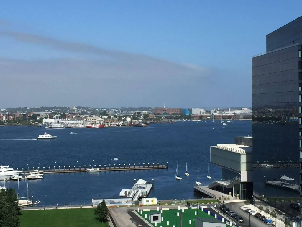 Apartments in Watermark Seaport by LYX