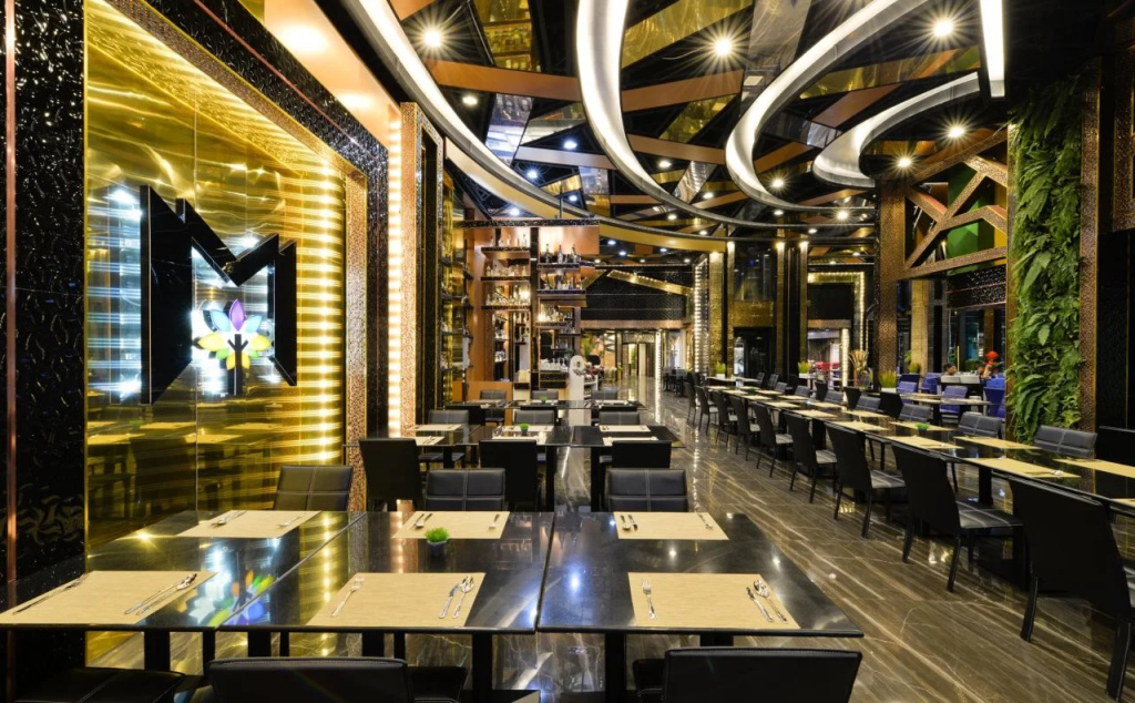 Food & Beverage