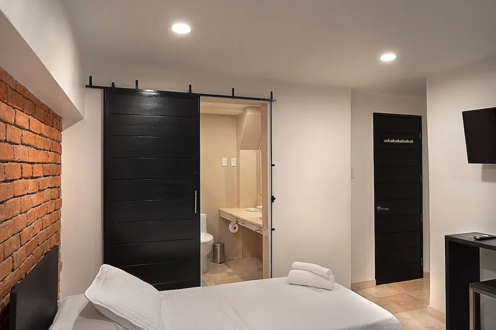 Hostal Merced — 3