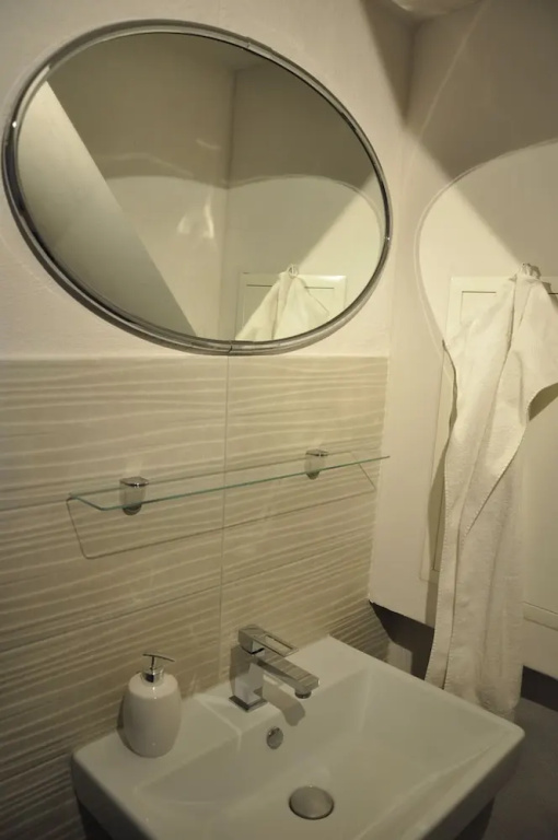 Double Apartment (full double bed)