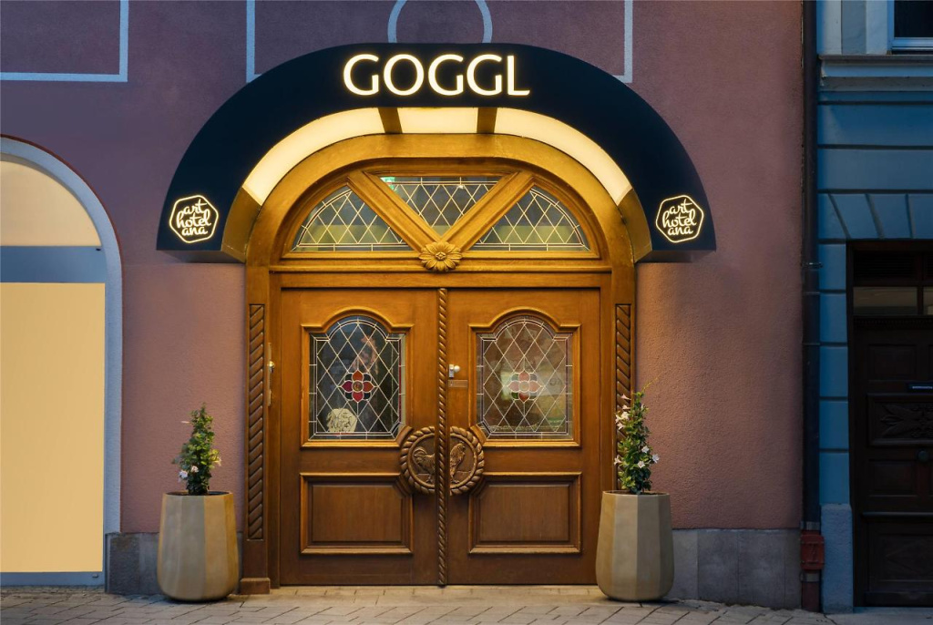 ANA Goggl, Trademark Collection by Wyndham