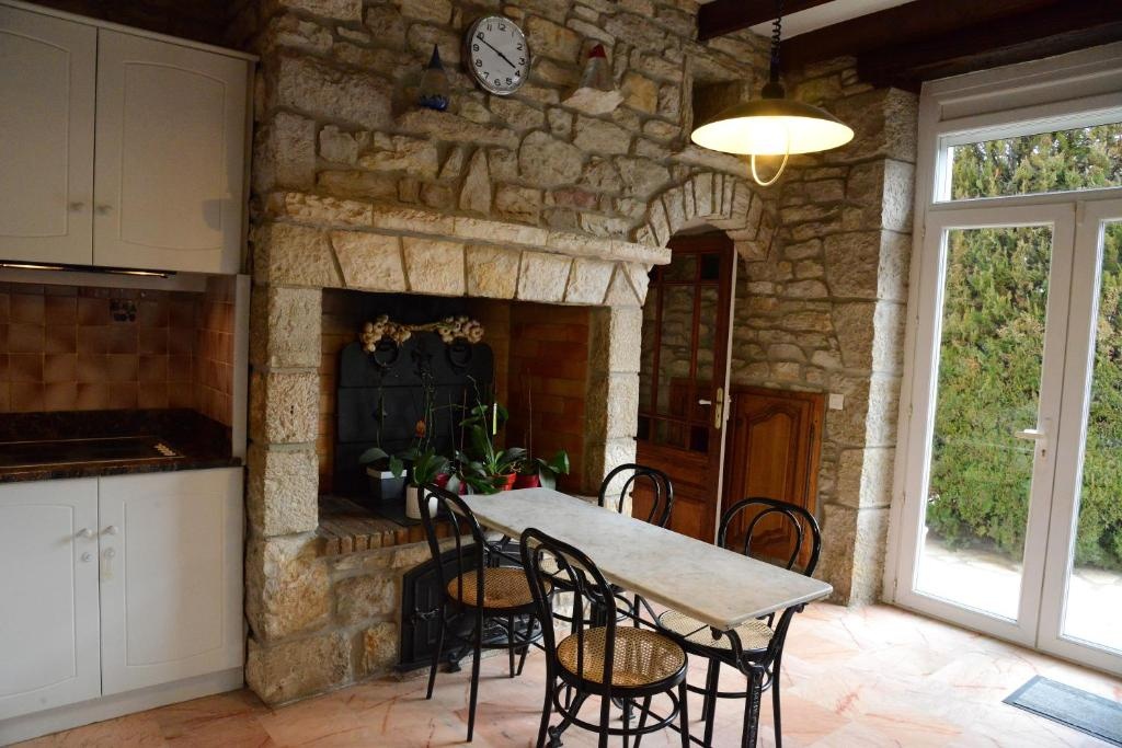 BELLE MAISON avec Piscine privée