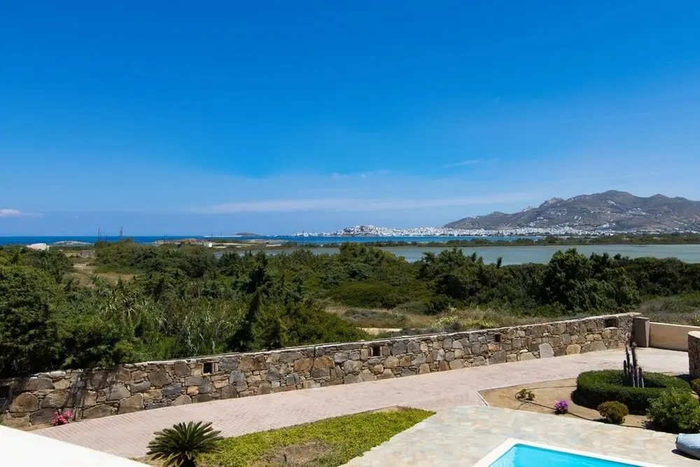Fabulous Holiday Villa in Naxos Island
