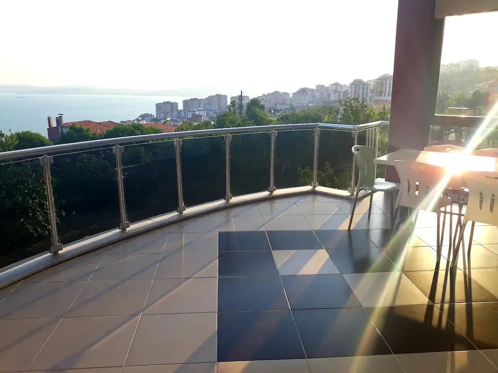 Standard Apartment with balcony and with sea view
