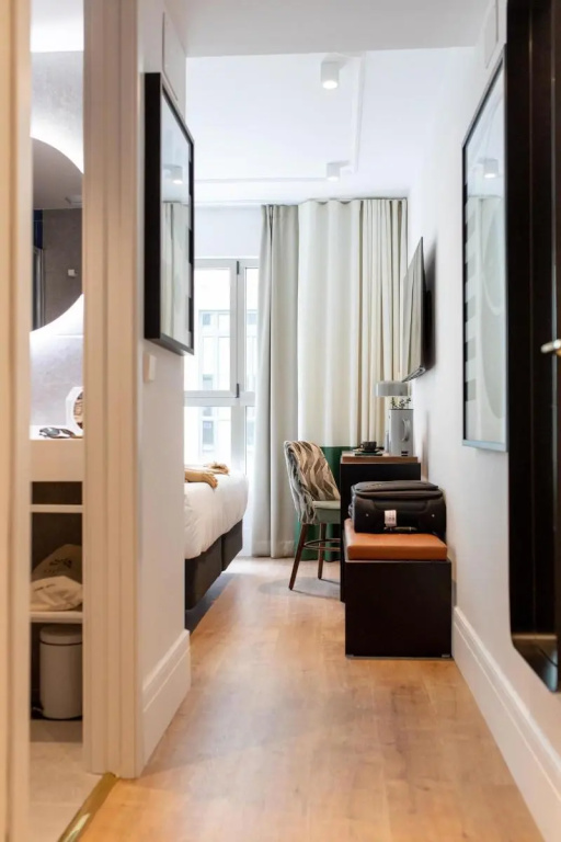 Superior Double room (full double bed)