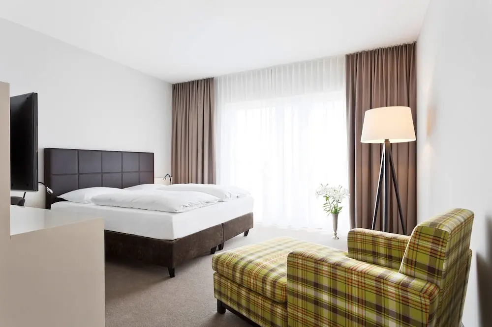 Superior Double room (full double bed)