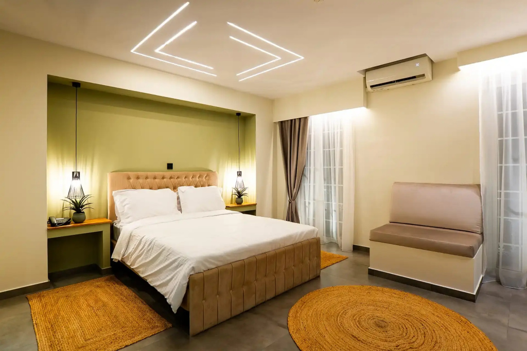 Suite with balcony