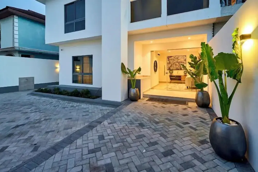 Kunz Elite Suites