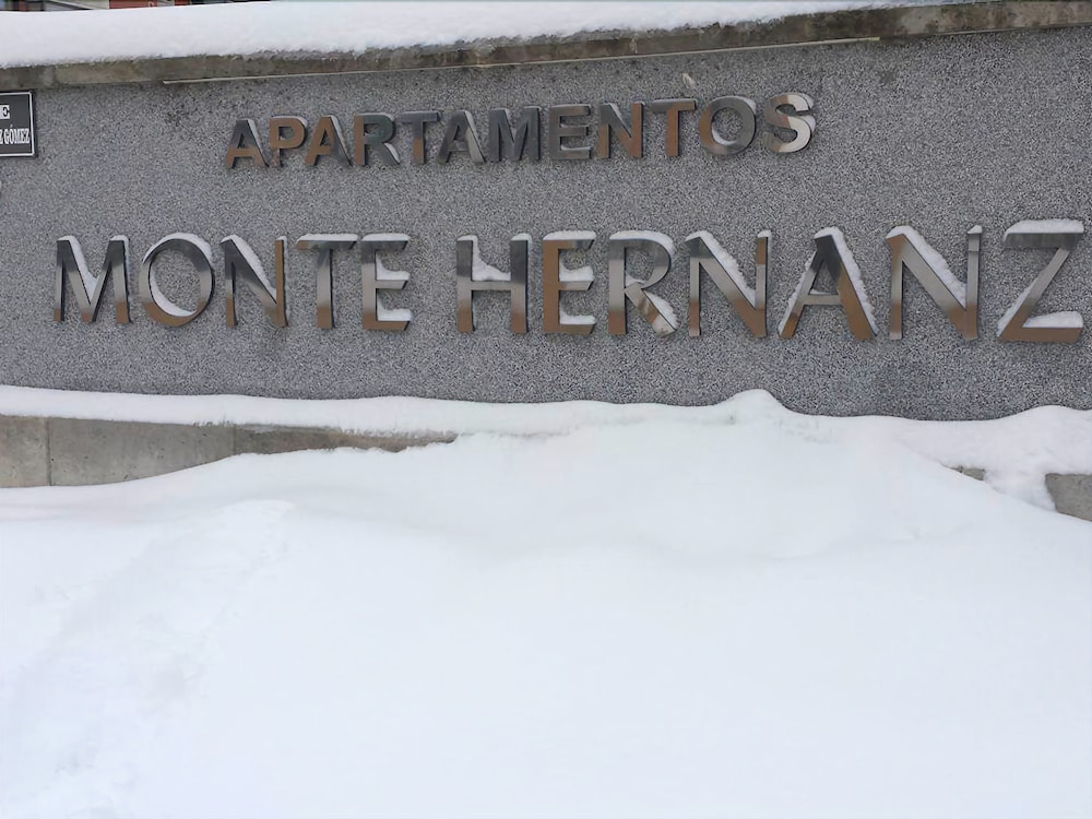 Apartamentos Monte Hernanz