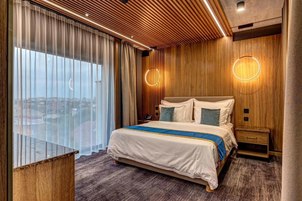 Hotel photo 12