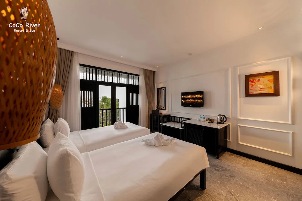 Deluxe Double room with river view (twin beds)